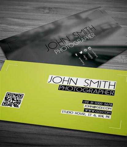 Free Photographer Business Card PSD Template (Small)